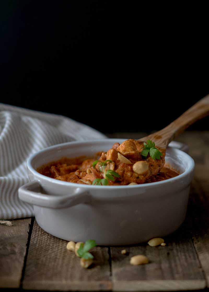 Hähnchenpfanne mit Erdnüssen - Schnelles Rezept